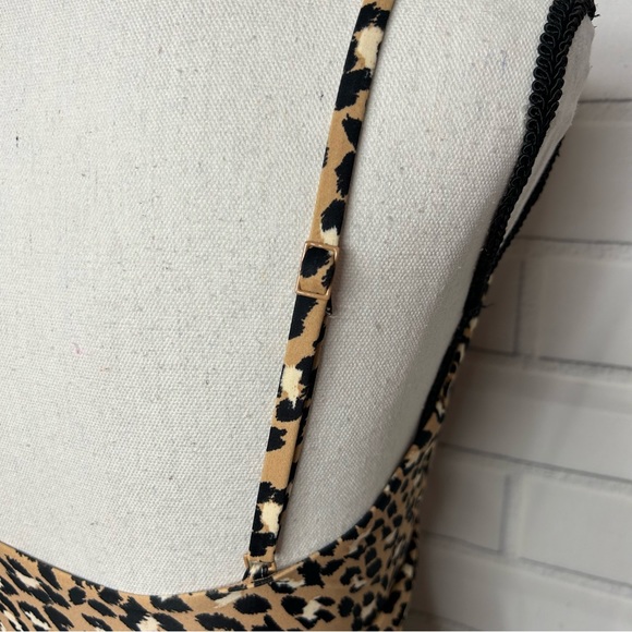 Aerie Leopard Wrap One Piece Swimsuit size small - Picture 7 of 10